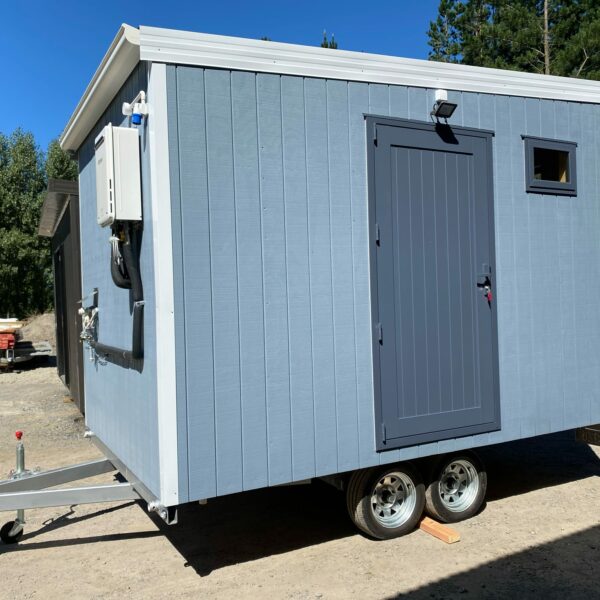 Ace_portable_buildings_team_trailer_home_bathroom_3